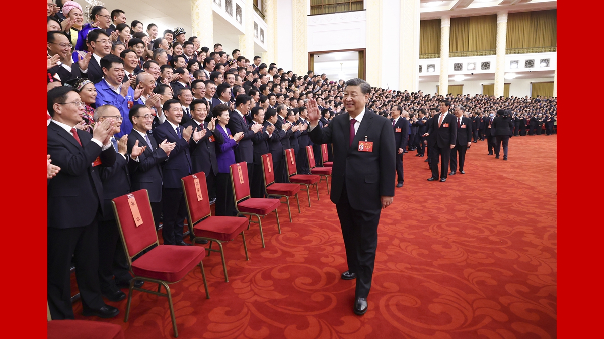 习近平等领导同志亲切会见出席党的二十大代表、特邀代表和列席人员